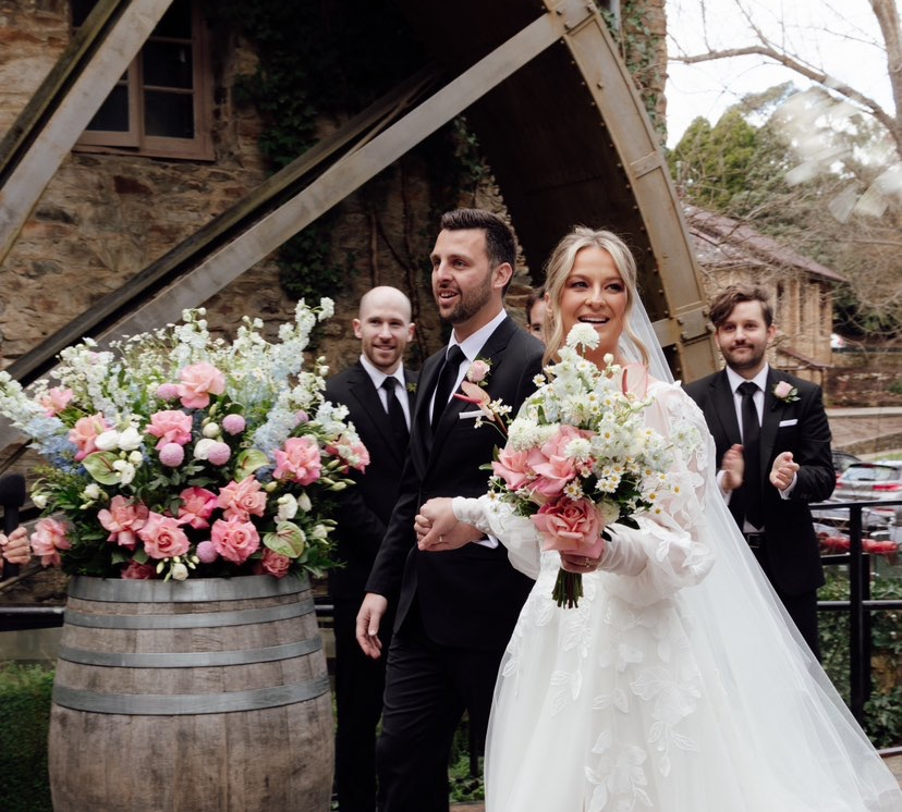 Wedding Anniversary Flowers By Month - January To December-Bloombar Flowers