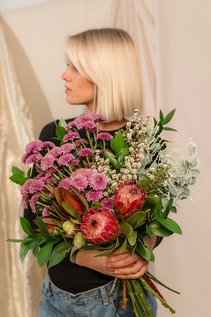 What Flowers Are In Season In Winter?-Bloombar Flowers