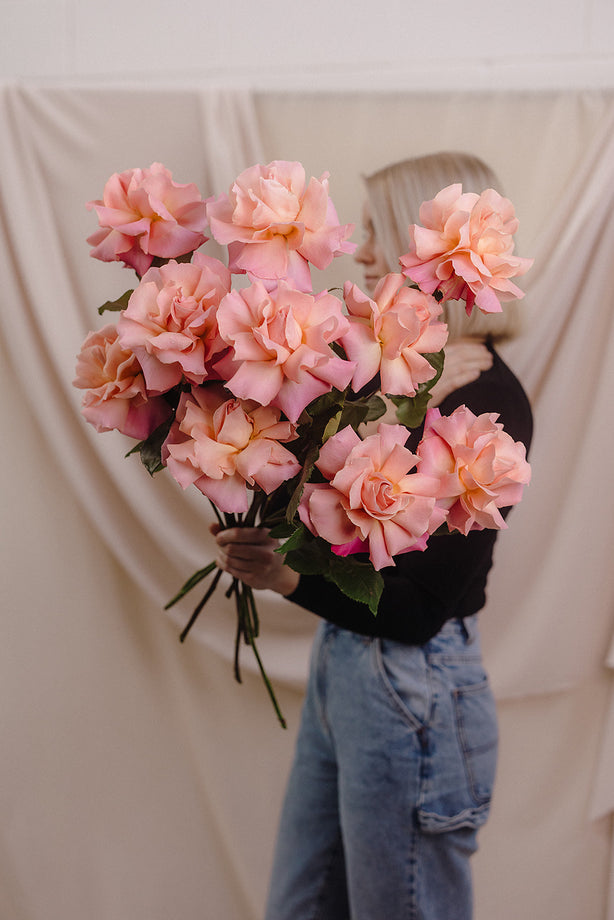 Reflexed Rose Bouquet - Adelaide Flower Delivery – Bloombar Flowers