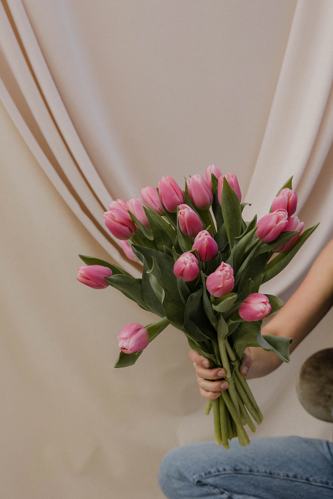 what flower symbolises mother's day - Tulips, symbol for mother and son